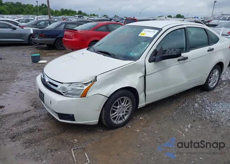 2010 Ford Focus Se z USA, uszkodzony, nr VIN 1FAHP3FN4AW199786